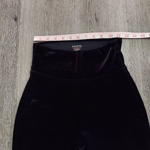 Assets Red Hot Label By Spanx Black Velvet Leggings Women’s Medium - Picture 6 of 7